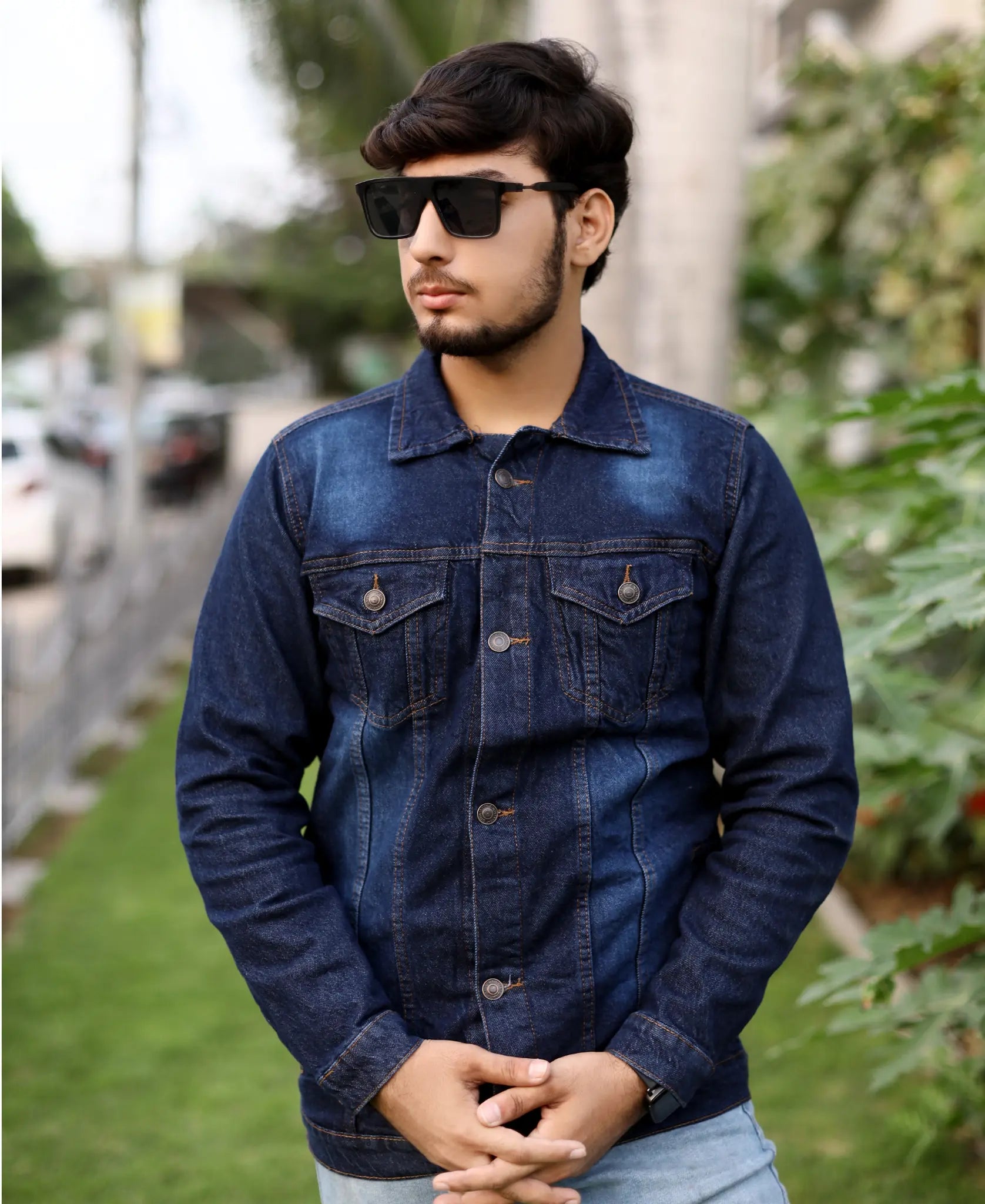 Classic Men's Blue Denim Jacket - Stylish & Warm, Perfect for Winter